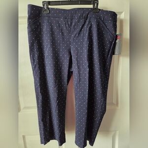 Briggs New York Navy Polka Dot Capris